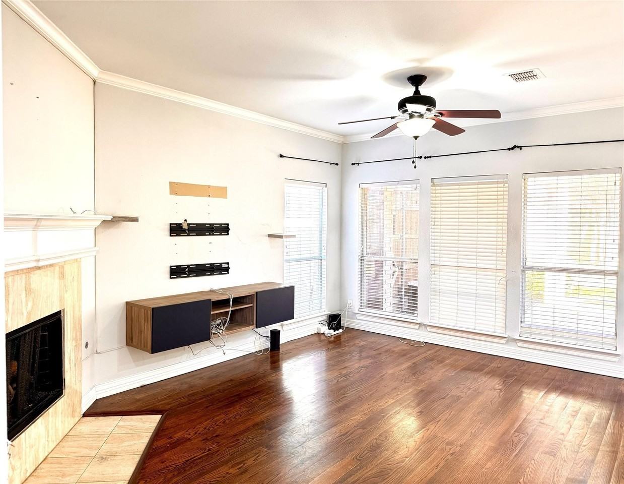 3120 Rustic Meadows Dr - Photo 4 of 23