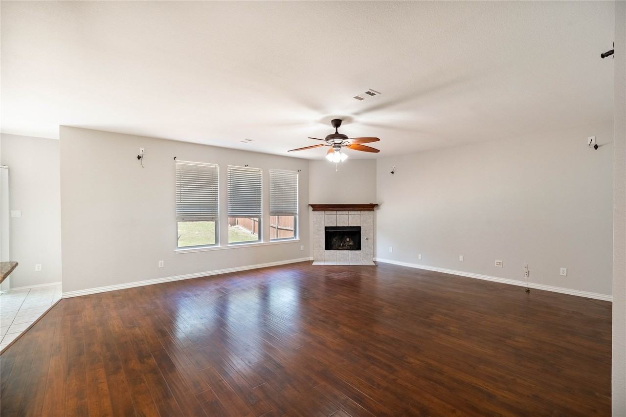 5857 Palomino Dr - Photo 6 of 26