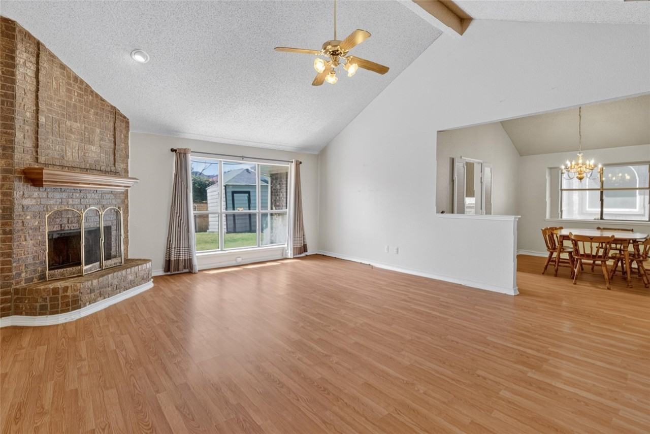 1001 Creek Valley Rd - Photo 3 of 24