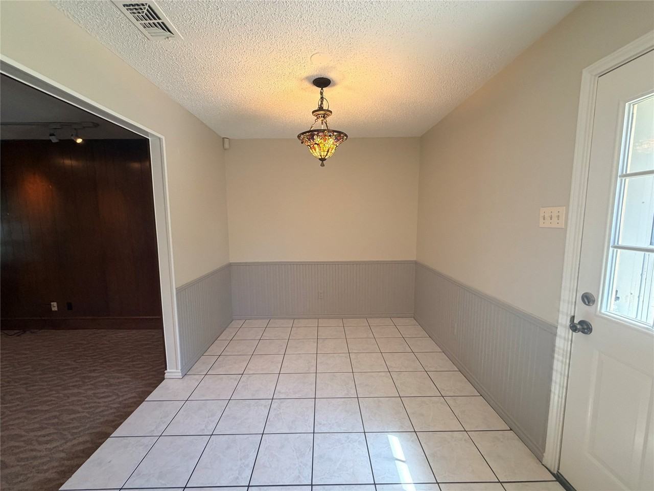 1620 Lexington Pl - Photo 7 of 13