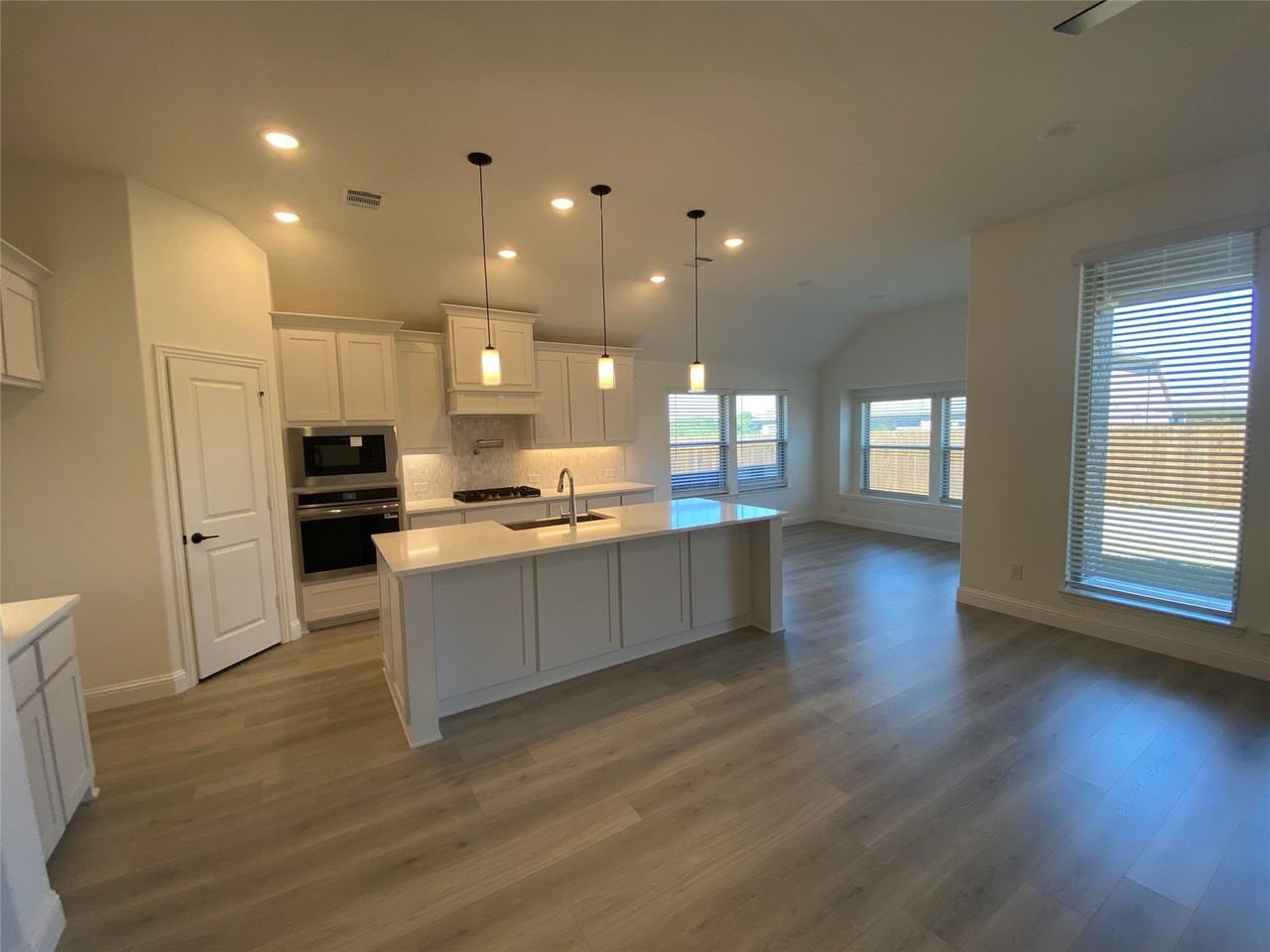 2012 Hickory Chase Ln - Photo 3 of 26