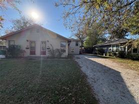 909 Vine St - Photo 1 of 1