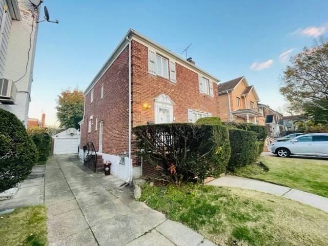 8039 190th St - Photo 2 of 19