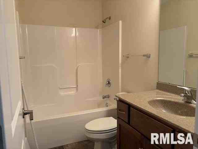 2411 Asheville Dr - Photo 2 of 7