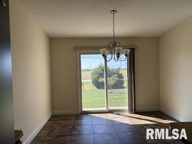 2411 Asheville Dr - Photo 3 of 7