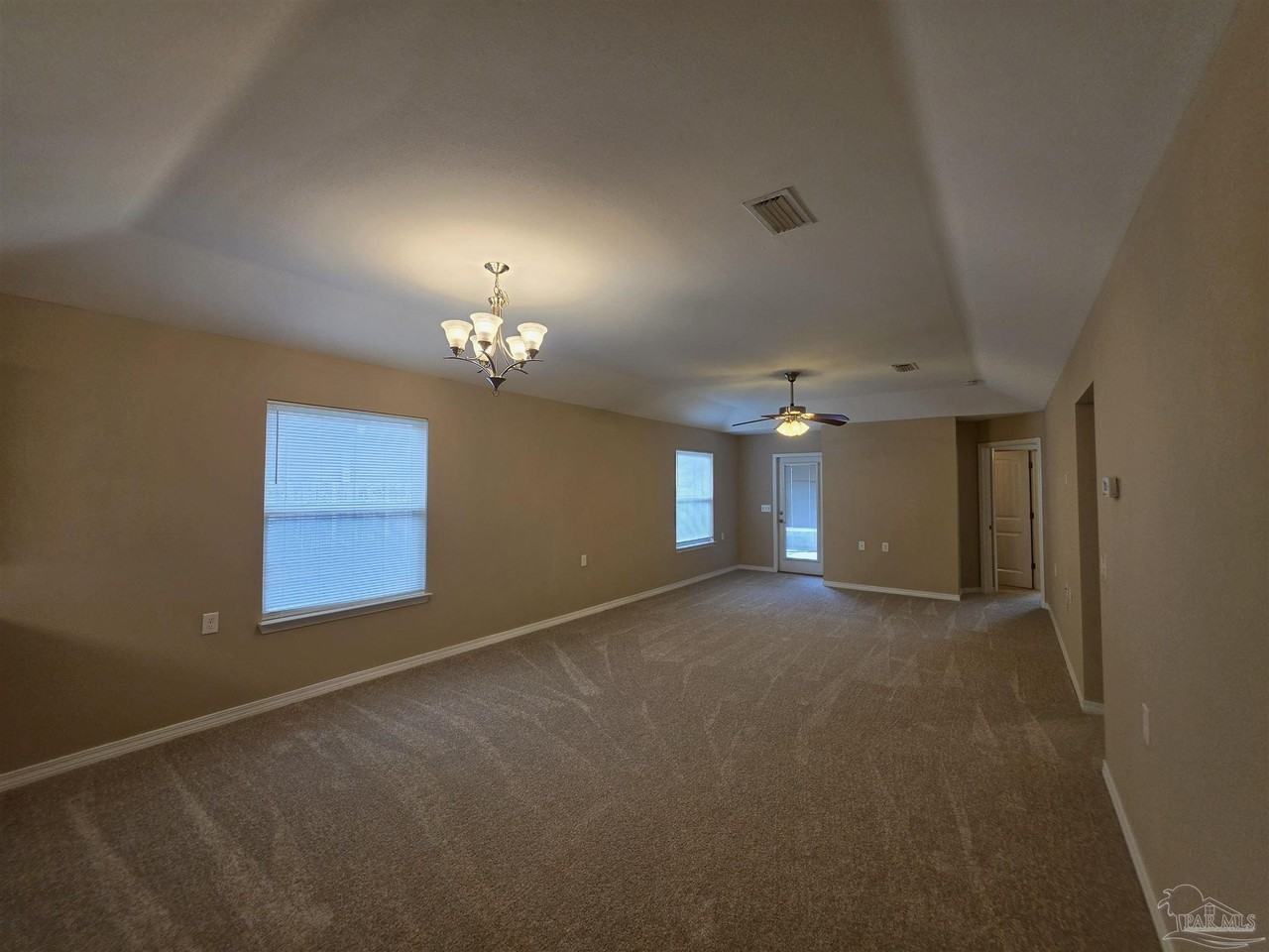 5794 Corkscrew Ct - Photo 2 of 14