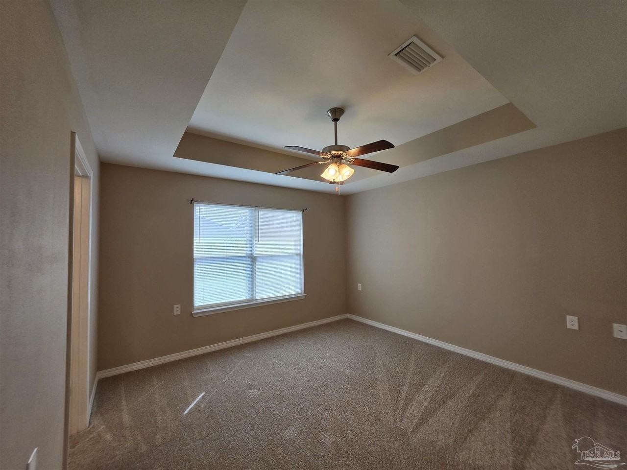 5794 Corkscrew Ct - Photo 5 of 14