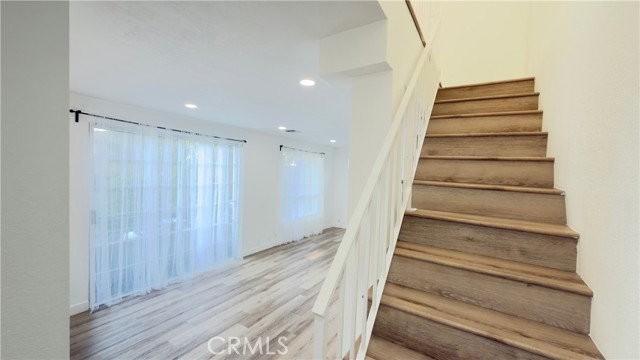 1026 N Croft Ave #101 - Photo 4 of 8