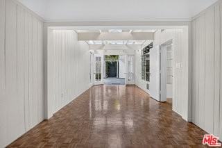 602 Foothill Rd - Photo 5 of 8