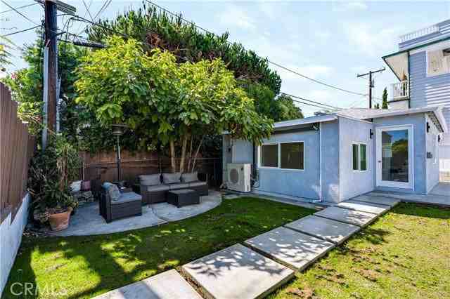 340 Avenue F #F - Photo 2 of 8