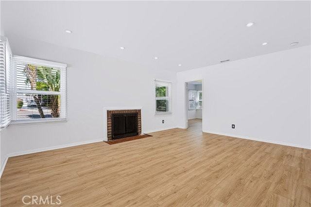340 Avenue F #F - Photo 6 of 8