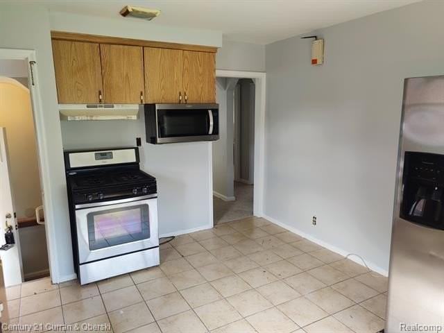4926 Orchard Ave - Photo 4 of 8