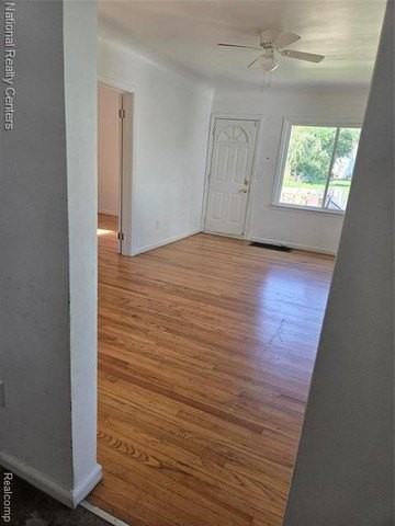 7561 Ziegler St - Photo 3 of 6