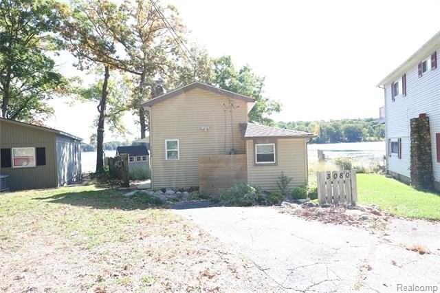 3080 Steeple Hill Rd - Photo 2 of 32