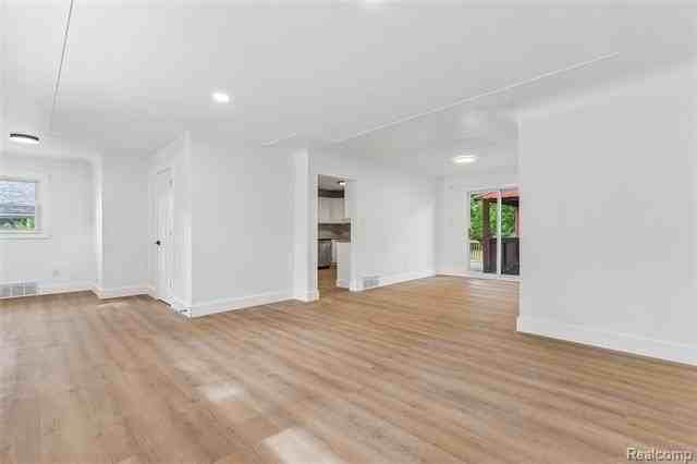 59 N Lynn Ave - Photo 4 of 26