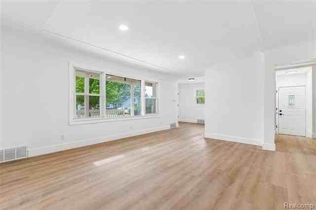 59 N Lynn Ave - Photo 5 of 26