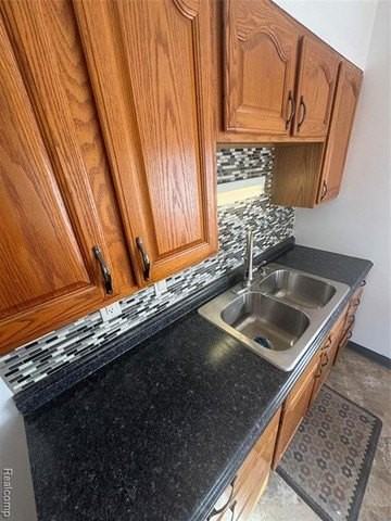 664 E Mapledale Ave - Photo 6 of 18