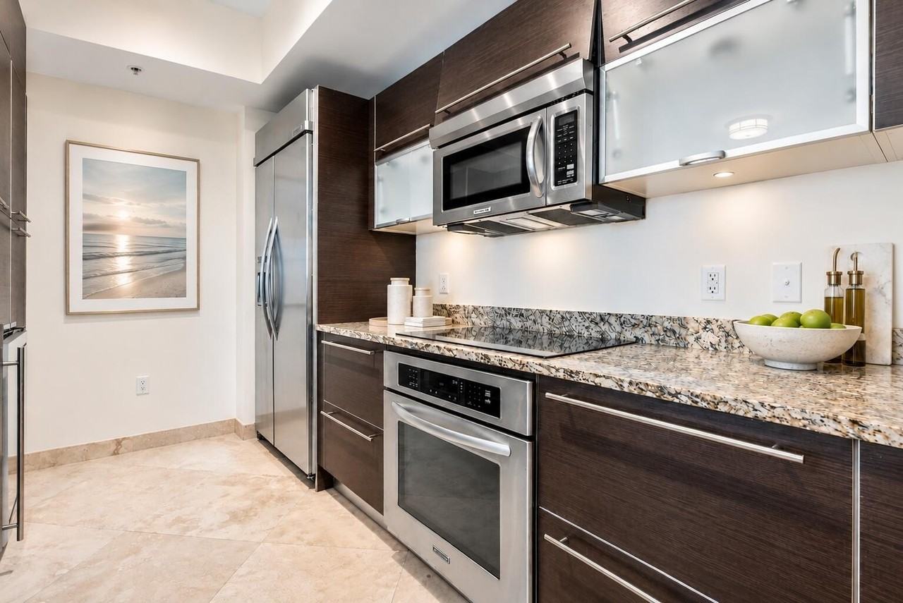 550 Okeechobee Blvd #1207 - Photo 7 of 38