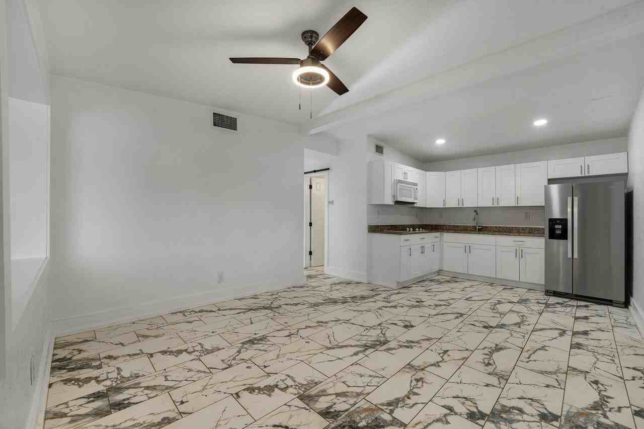 130 Plum Tree Dr - Photo 6 of 24