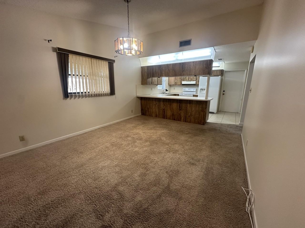 4671 Nw 93rd Ave - Photo 5 of 23