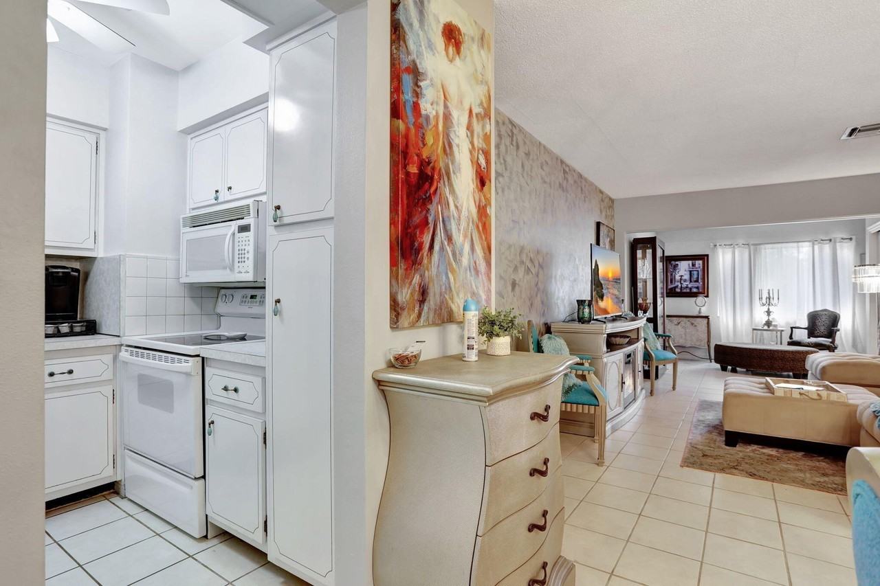 2131 Ne 42nd Ct #210E - Photo 5 of 24