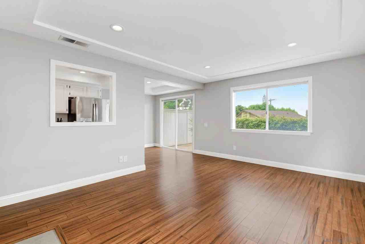 418 Summer View Cir - Photo 2 of 30