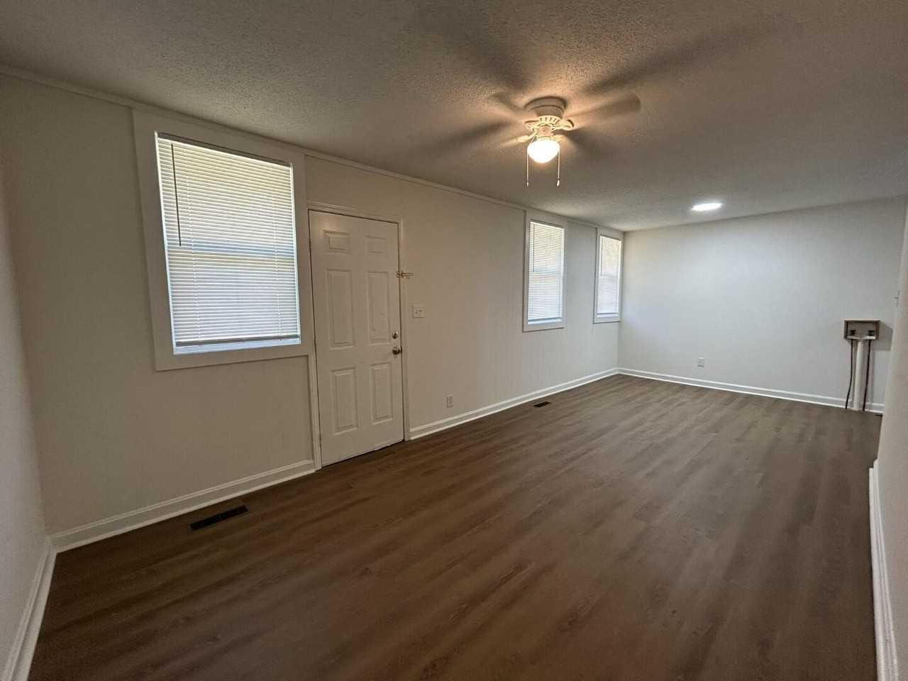 Country Ln - Photo 5 of 15