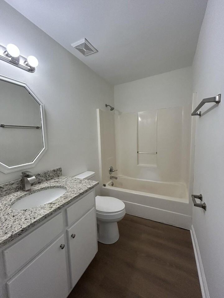 Country Ln - Photo 7 of 15