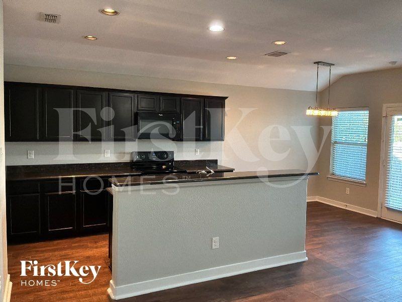 9217 Abaco Way - Photo 2 of 11