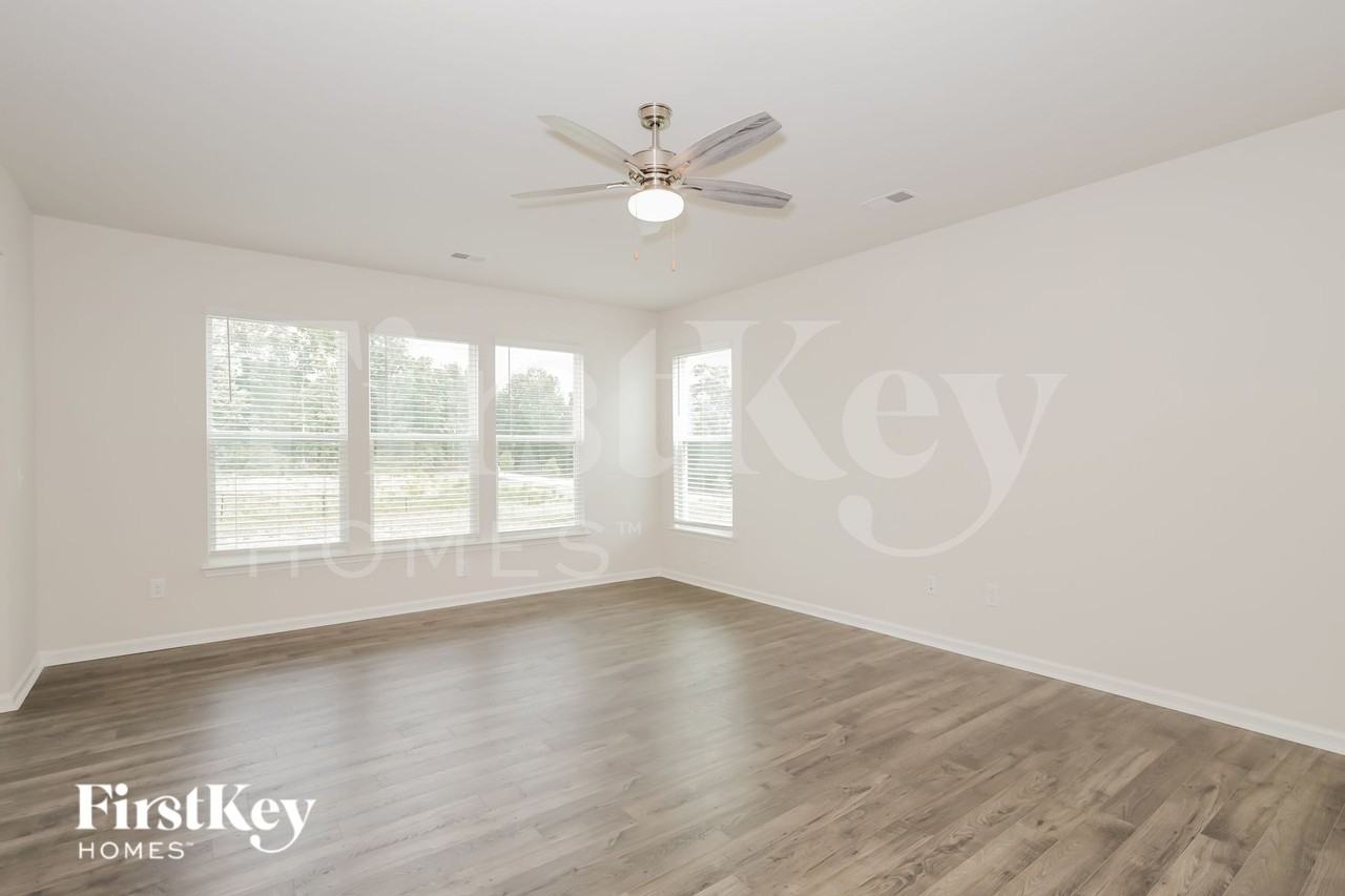 10 Wild Lily Dr - Photo 3 of 15