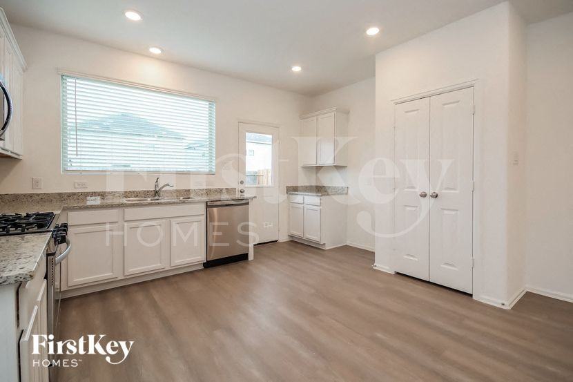 22669 Malvicino Dr - Photo 6 of 16
