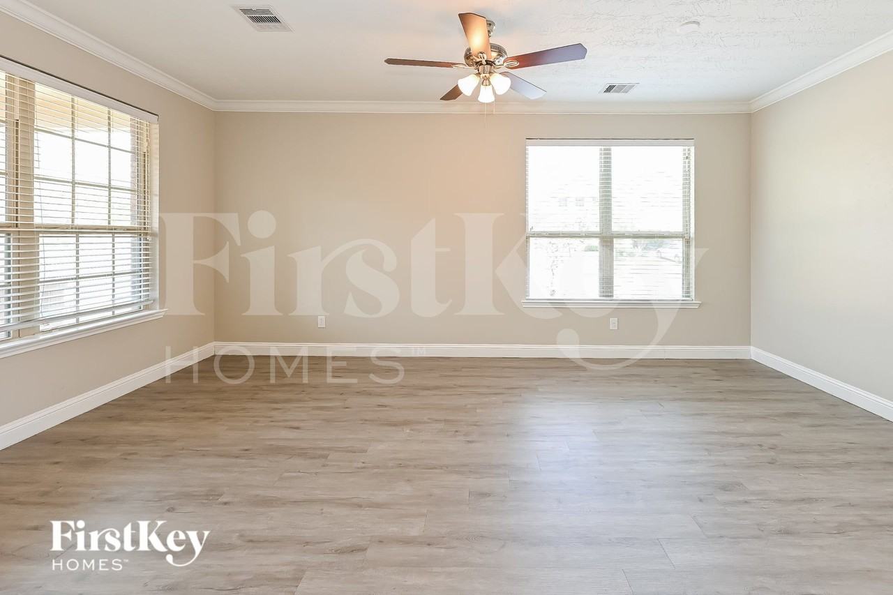 22303 Sheldonwood Ct - Photo 7 of 15