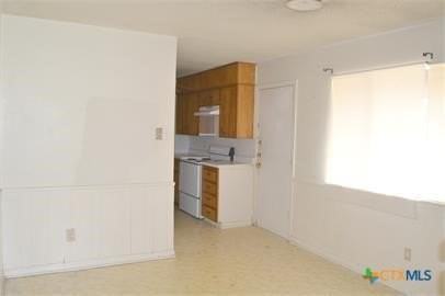 1504 Kimberly Ln - Photo 3 of 8