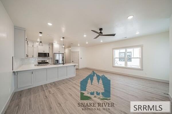 5127 N Beach Dr - Photo 2 of 15