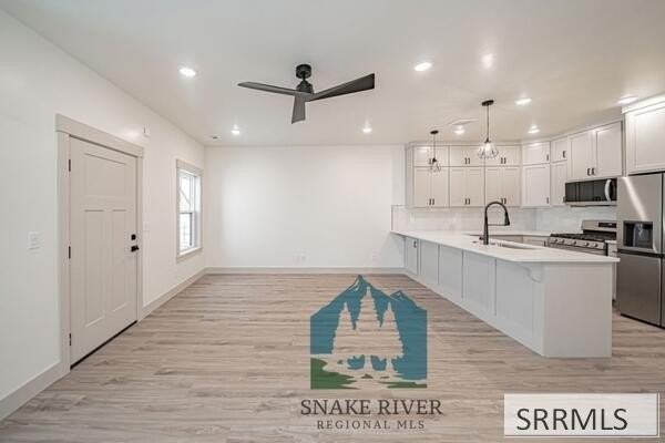 5127 N Beach Dr - Photo 3 of 15