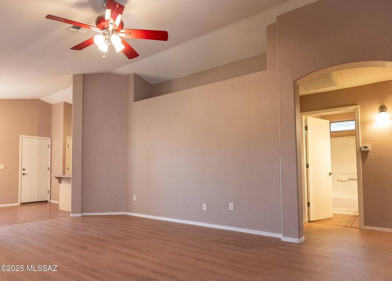 13163 E Mineta Ridge Dr - Photo 5 of 33