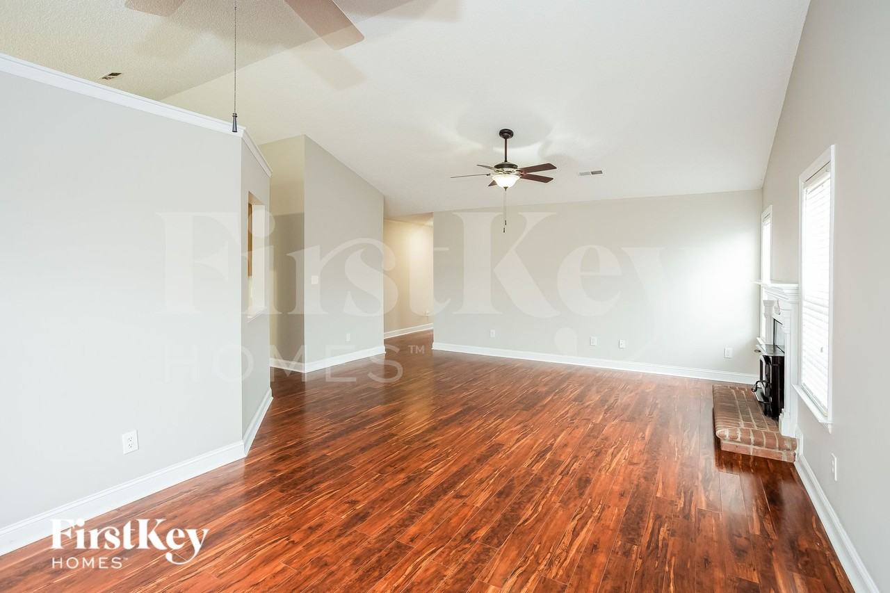 3407 Brickyard Ln - Photo 6 of 19
