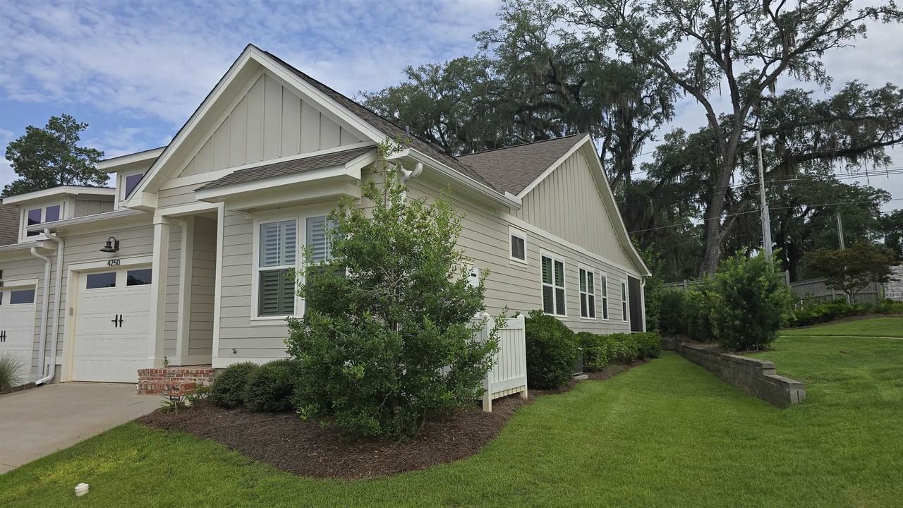 4250 Oak Run Ln - Photo 2 of 50
