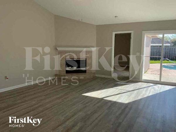 1869 Broadhaven Dr - Photo 4 of 12