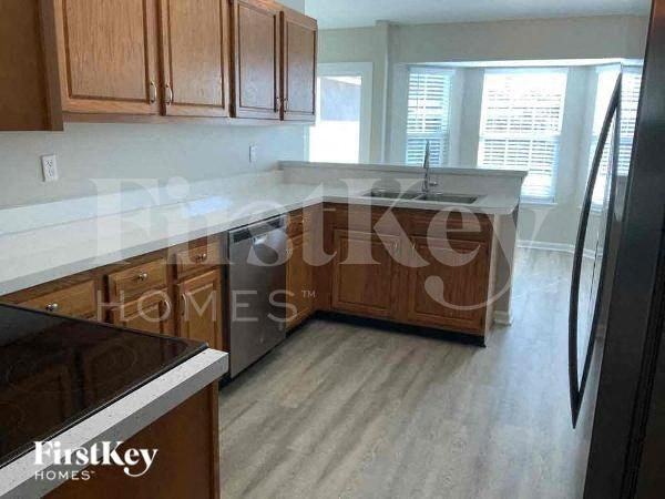 1869 Broadhaven Dr - Photo 5 of 12