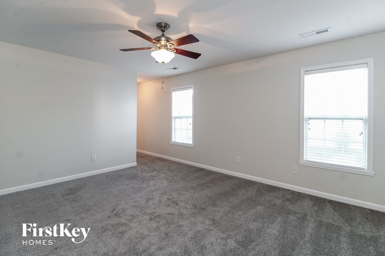4526 Woodway Dr - Photo 7 of 15