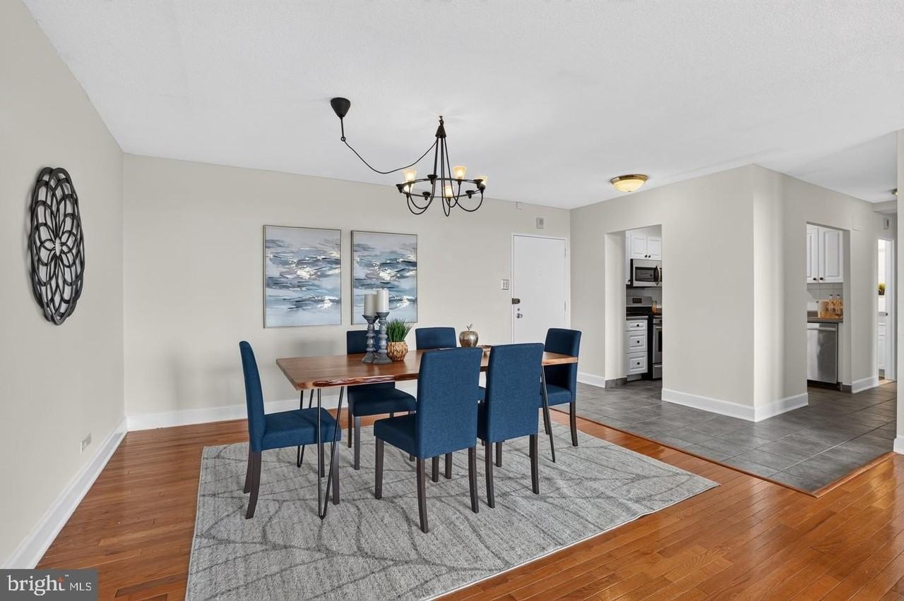 429 N St Sw #S704 - Photo 6 of 39