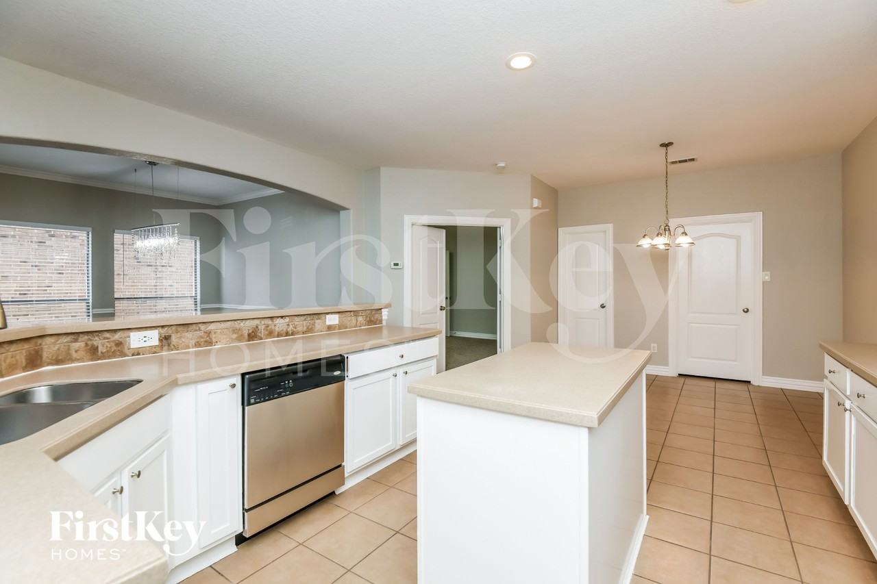 6935 Ponzano - Photo 7 of 14