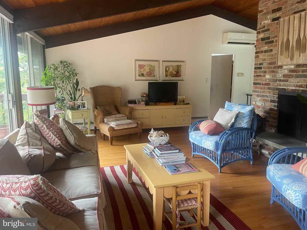 2 Arlie Dr - Photo 4 of 27