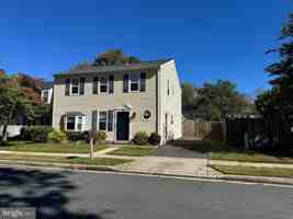 featured image of 2320 Weymouth Ln