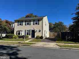 2320 Weymouth Ln - Photo 1 of 1