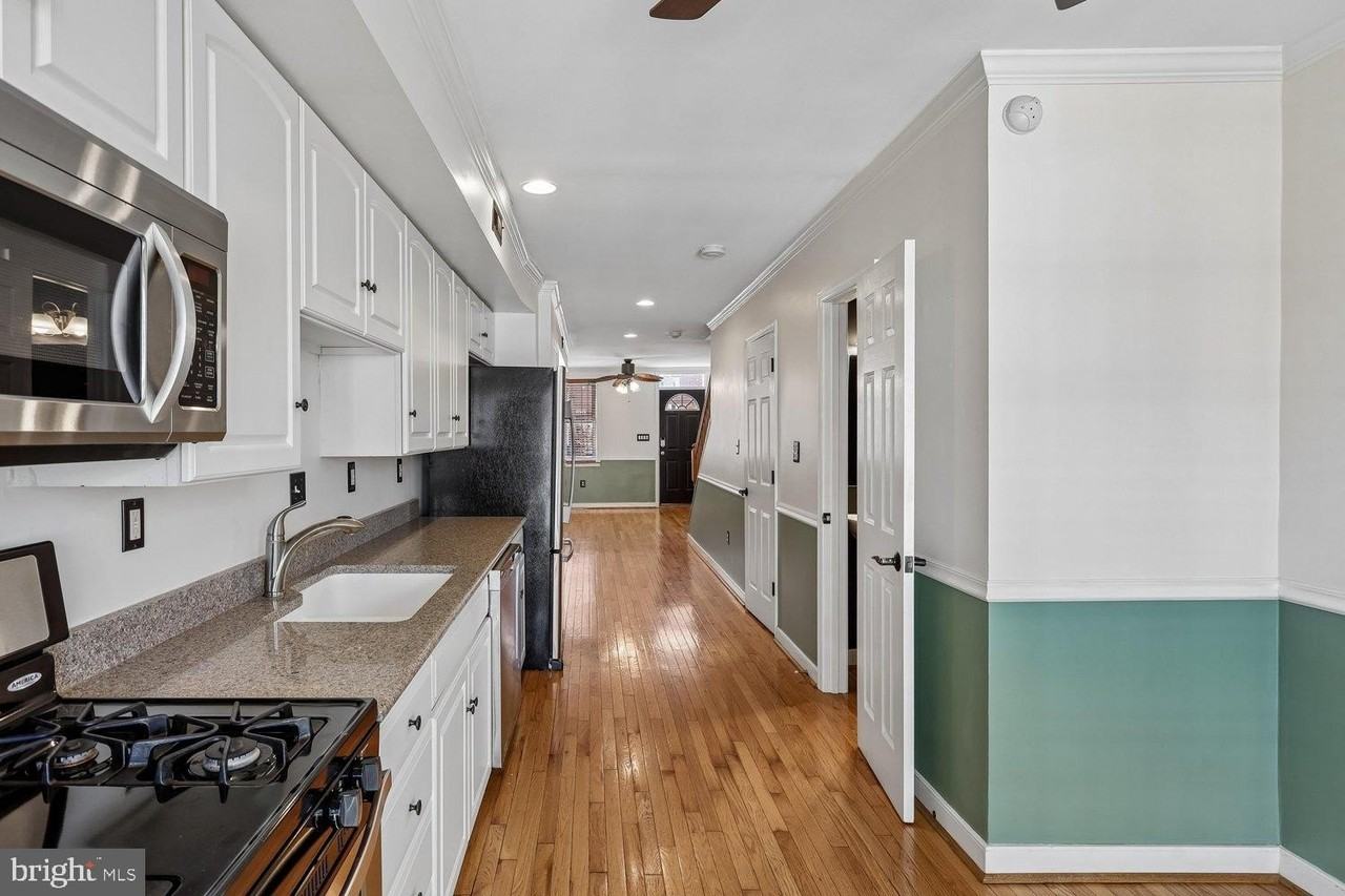 1618 Marshall St - Photo 3 of 36