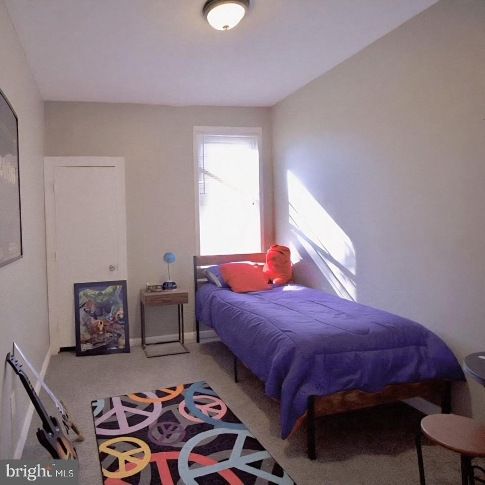502 Lyndhurst St - Photo 4 of 30