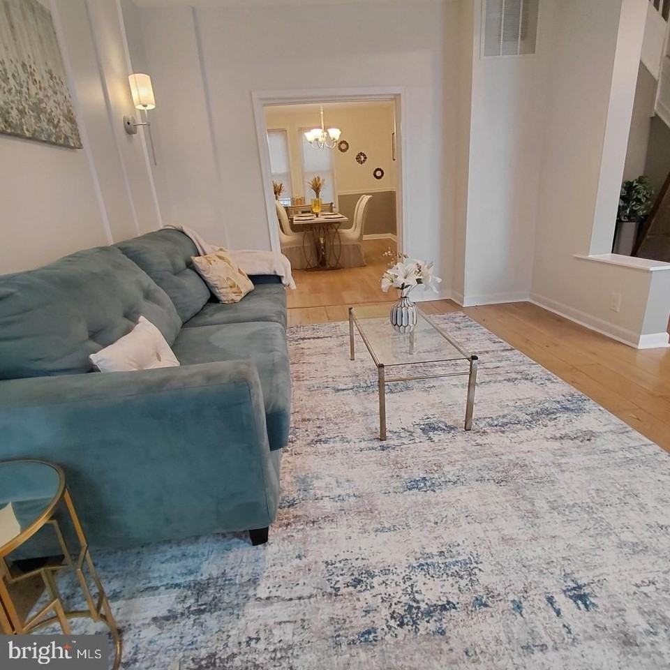 502 Lyndhurst St - Photo 7 of 30