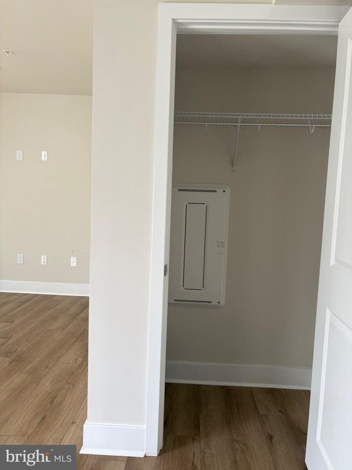 7618 Johnnycake Rd - Photo 6 of 29